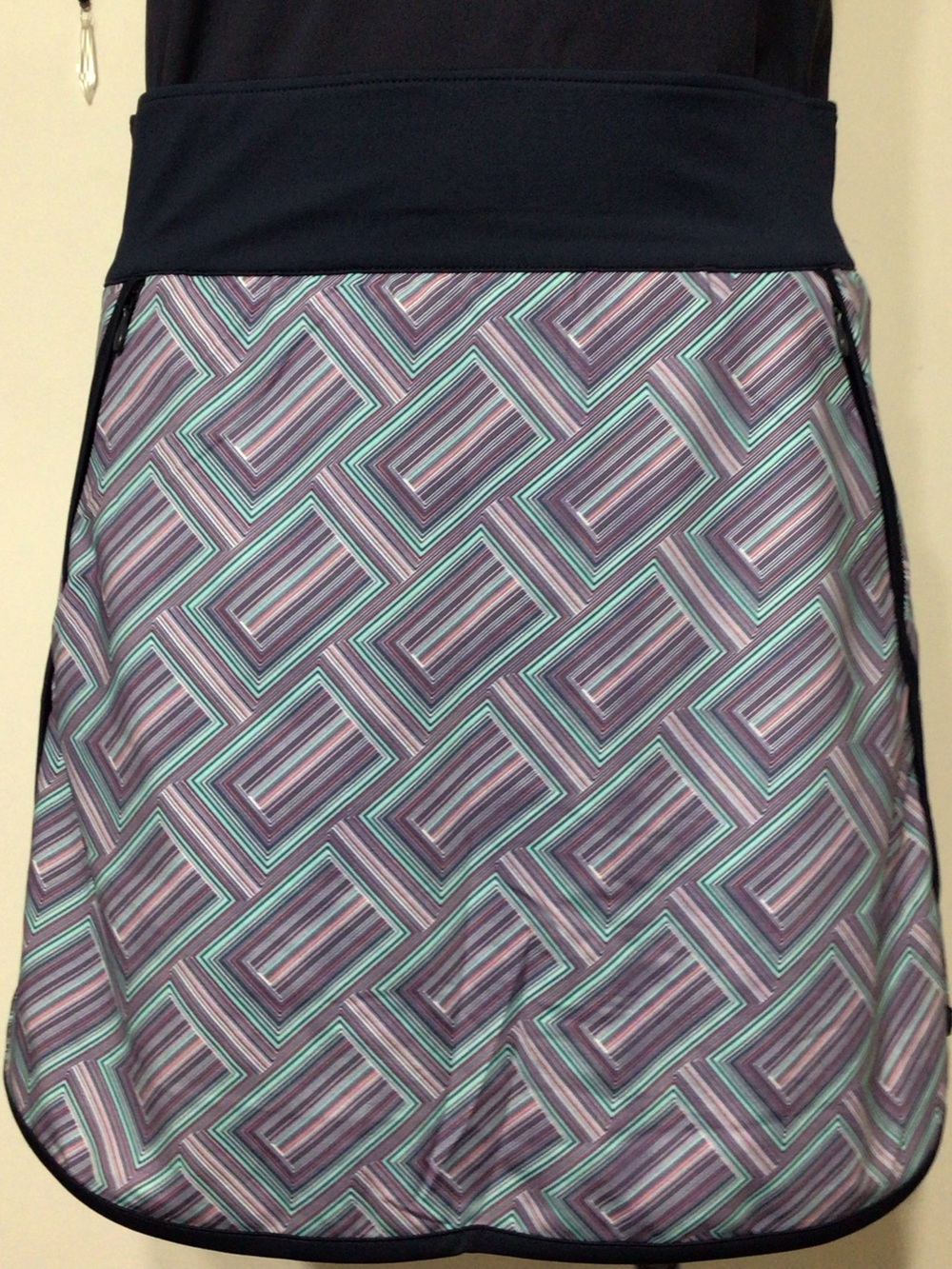 Ahead True Navy Geometric Skort - Picture 6 of 10